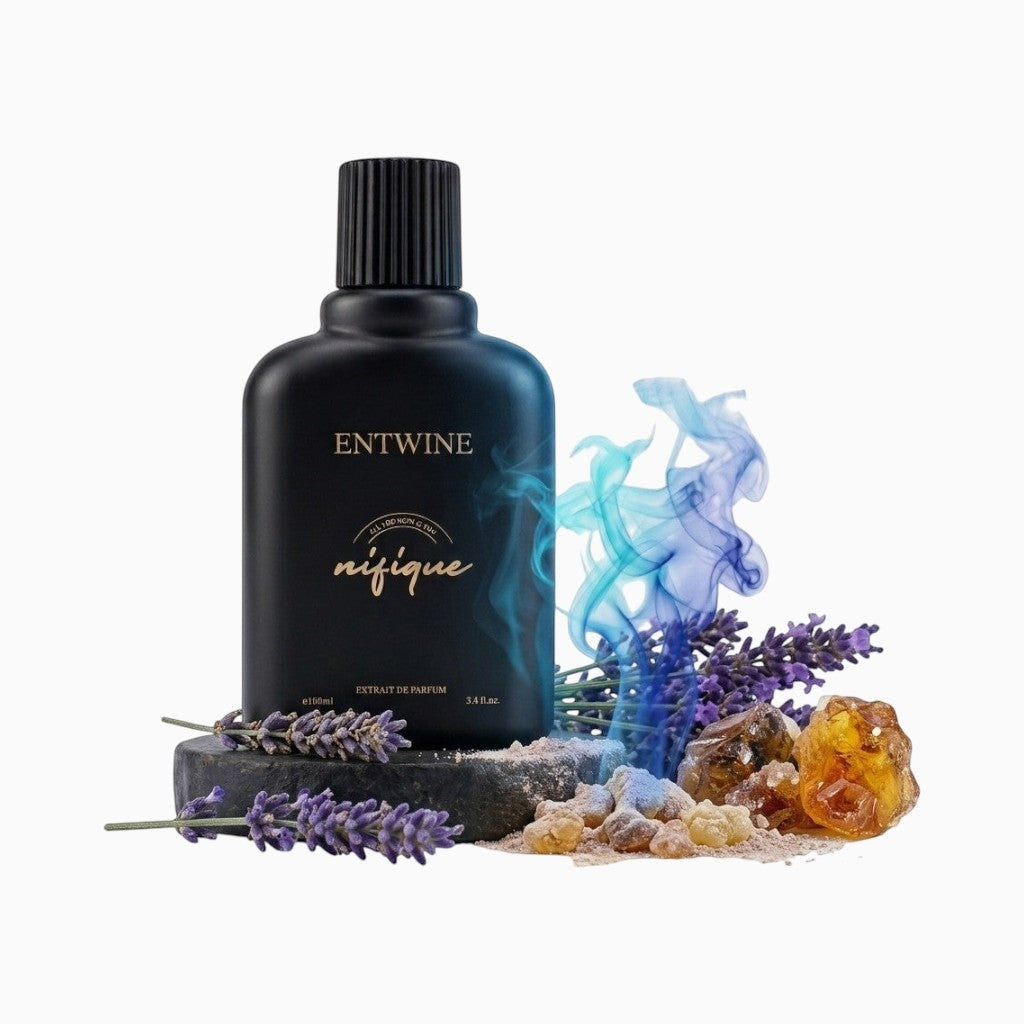 Nifique Entwine M031 Khaltate Arabiya extrait de parfum in a black bottle with lavender and frankincense resin.